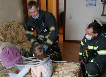 Спасатели МАЦ оказали помощь ребенку