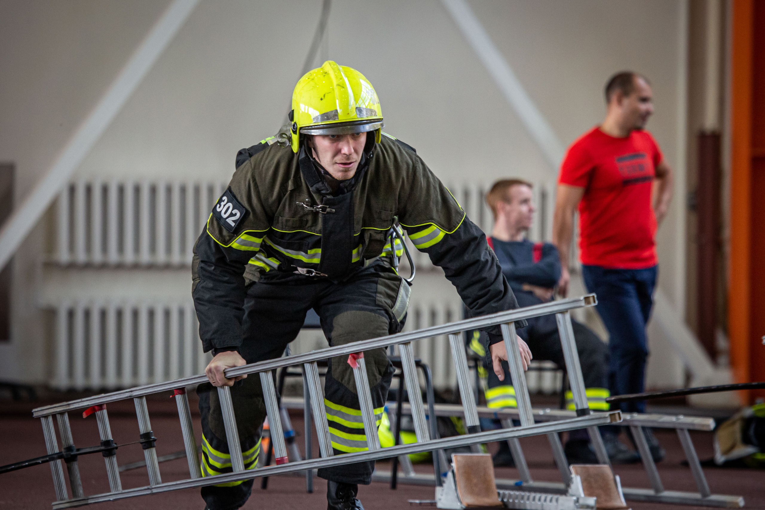 Пожарные из ТиНАО среди лучших в пожарно-спасательном спорте