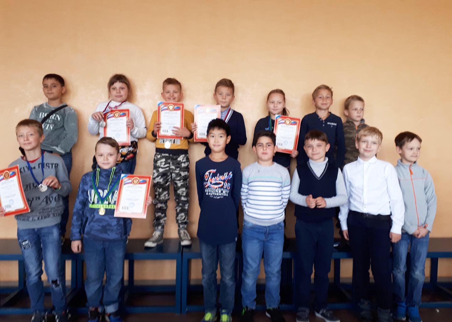Соревнования по шахматам провели в Спортивном клубе «Десна»