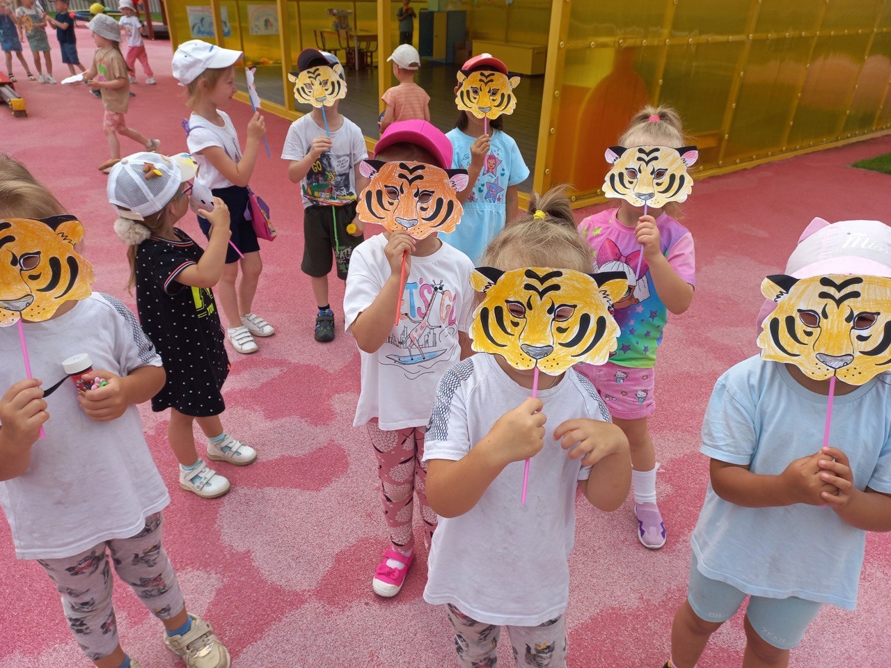 Международный день тигра провели в школе №2083 