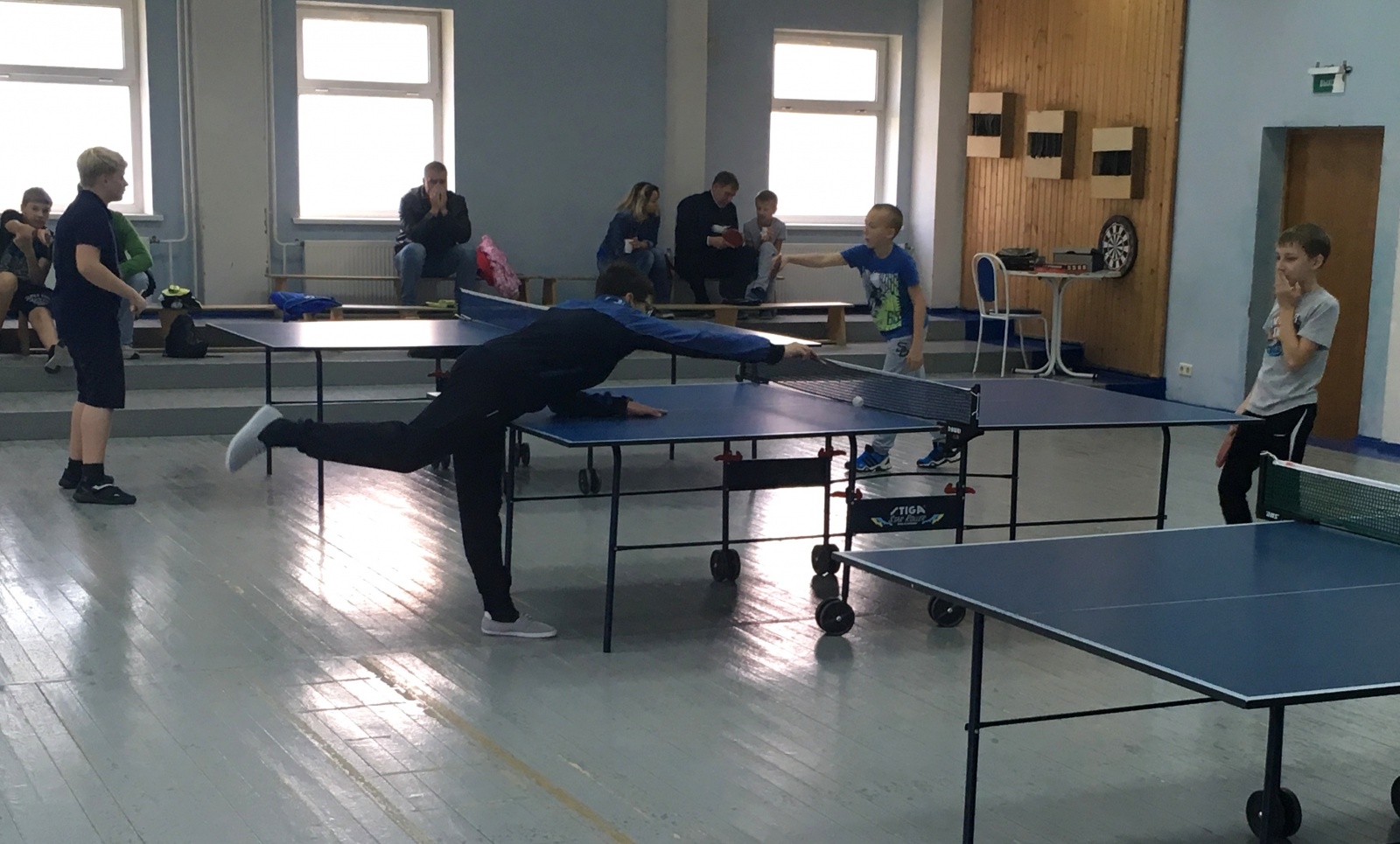 В "Спортивном клубе "Десна" прошёл второй тур соревнований по настольному теннису