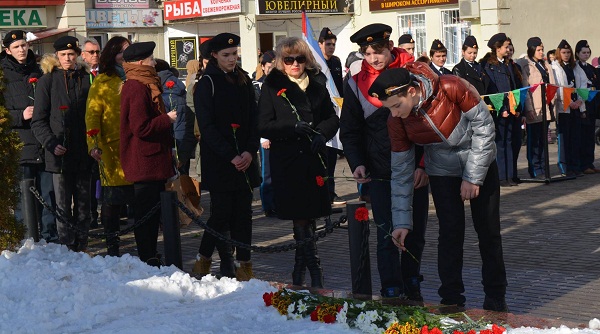 Жители поселения Рязановское возложат цветы к Обелиску павшим воинам 