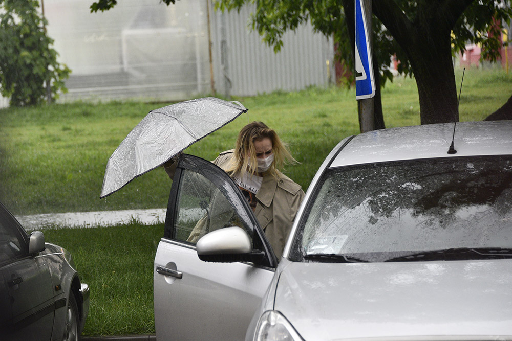 Москвичи могут сообщить о подтоплениях на дорогах и во дворах по телефону