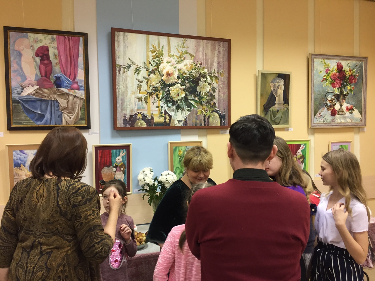 Художественная выставка открылась в Доме культуры «Десна»