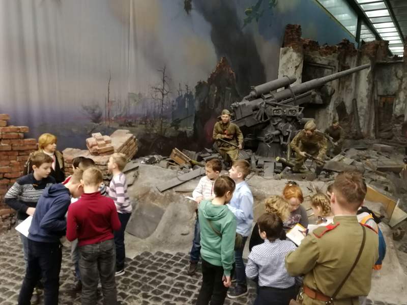 Четвероклассники посетили музей Победы 