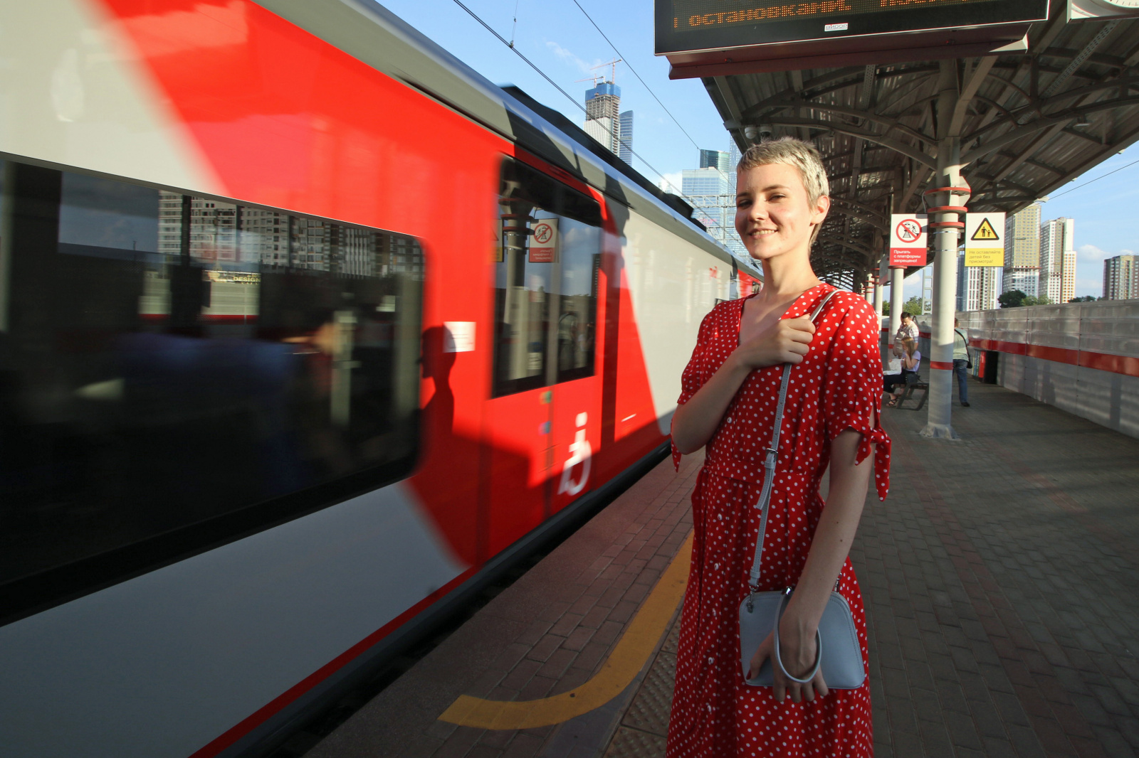 Виртуальный консультант Александра будет помогать пассажирам московского метро