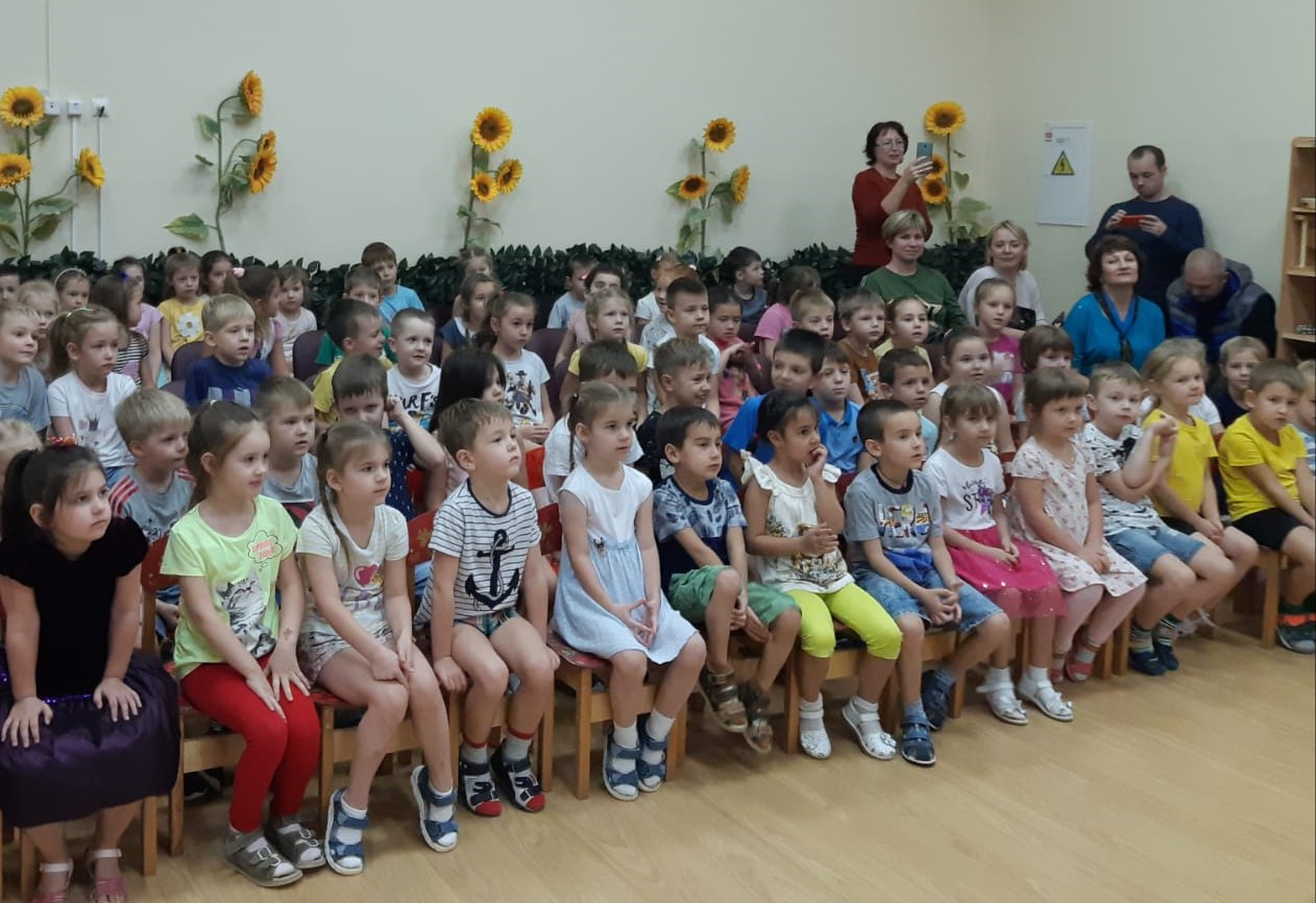 Юные таланты Рязановской ДШИ «Дар» побывали в гостях у ребят ДОП «Семицветик»  