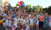 В поселке Знамя Октября прошло развлекательное мероприятие «Летние вечера в Рязановском» 