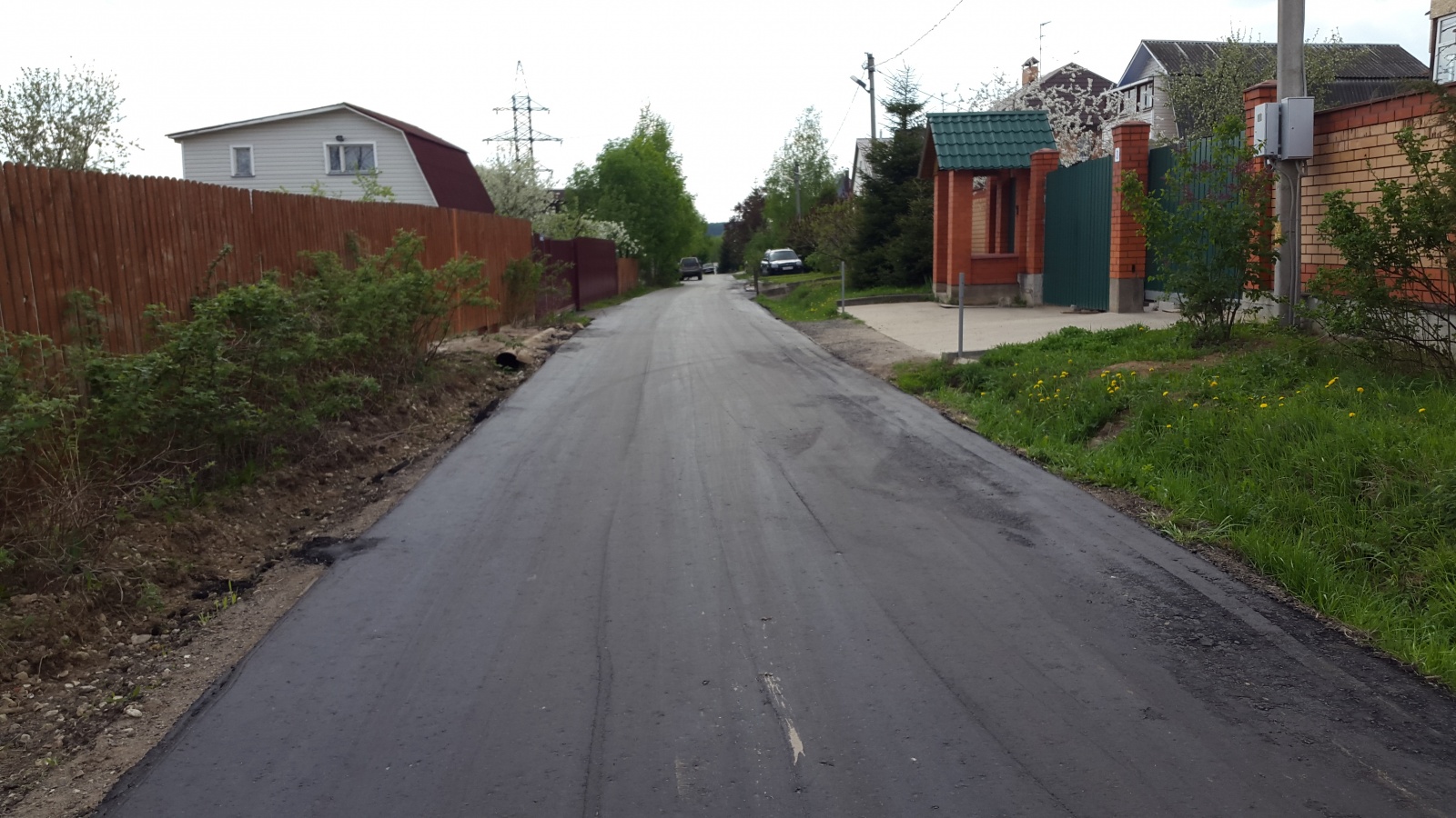 Более шести тысяч квадратных метров улично-дорожной сети деревни Молодцы подготовлены к ремонту