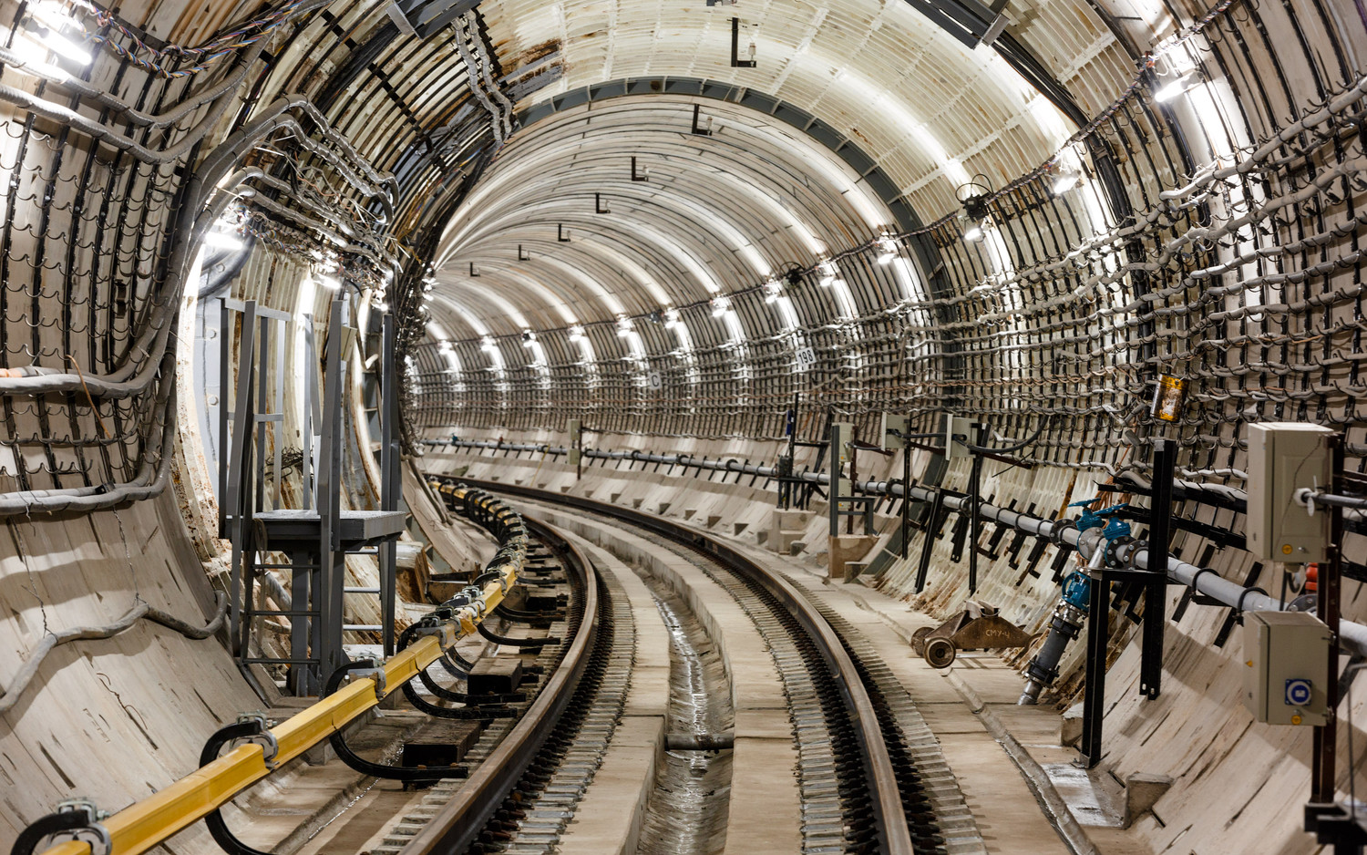 Три новых станции метро построят на юго-западе Москвы в этом году