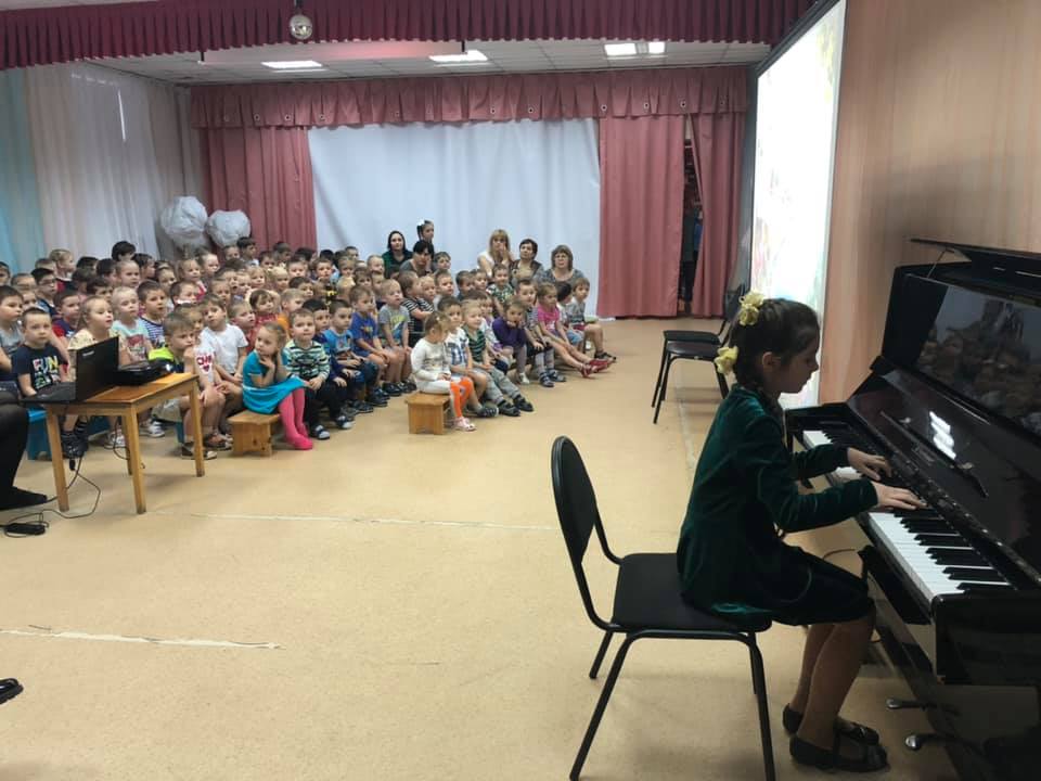 Ученики школы искусств выступили на концерте в детском саду 