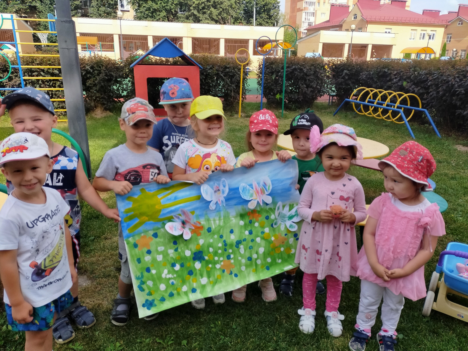 Рязановские дошкольники провели «цветочную» неделю