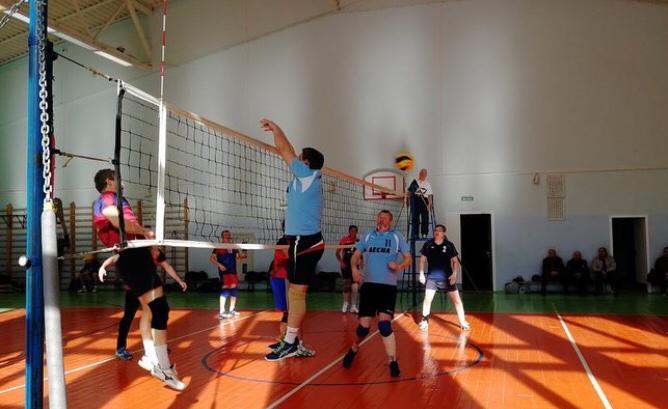 Спортсмены из Рязановского сыграли в турнире по волейболу 