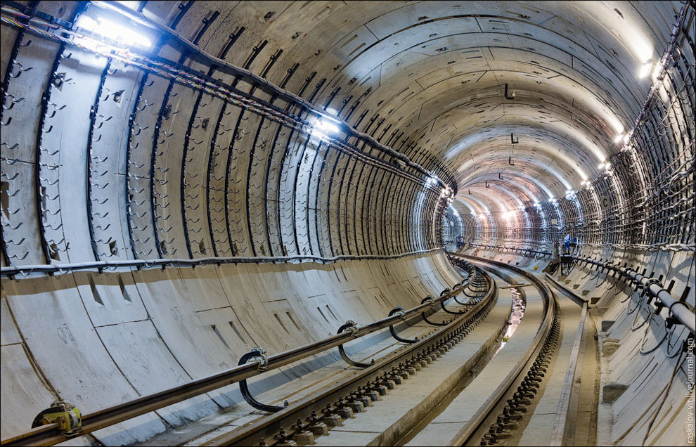 Шесть станций метро построят в Новой Москве до конца 2023 года