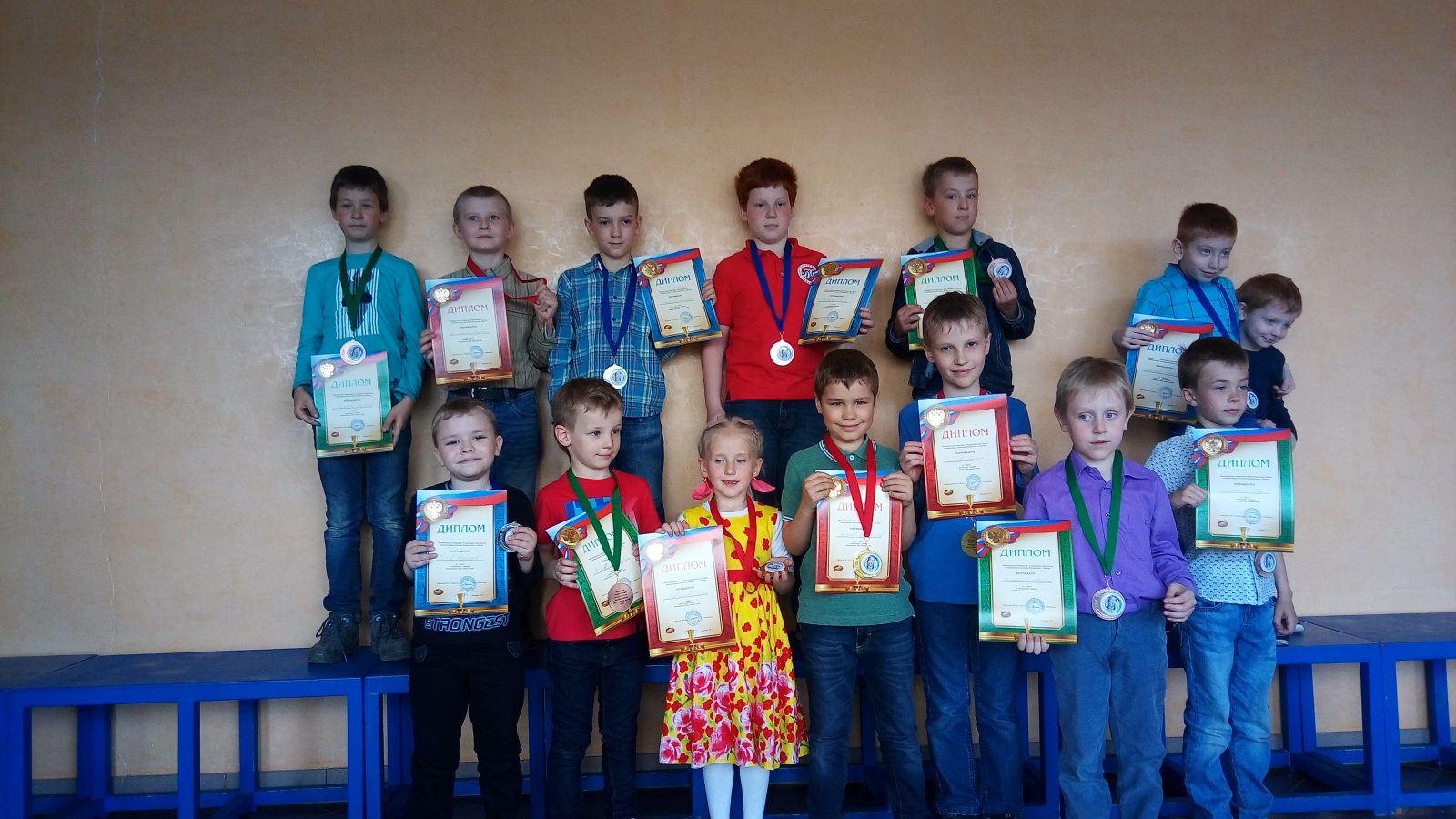 Турнир по шахматам в честь Дня Защиты Детей состоялся в спортивном клубе «Десна» 