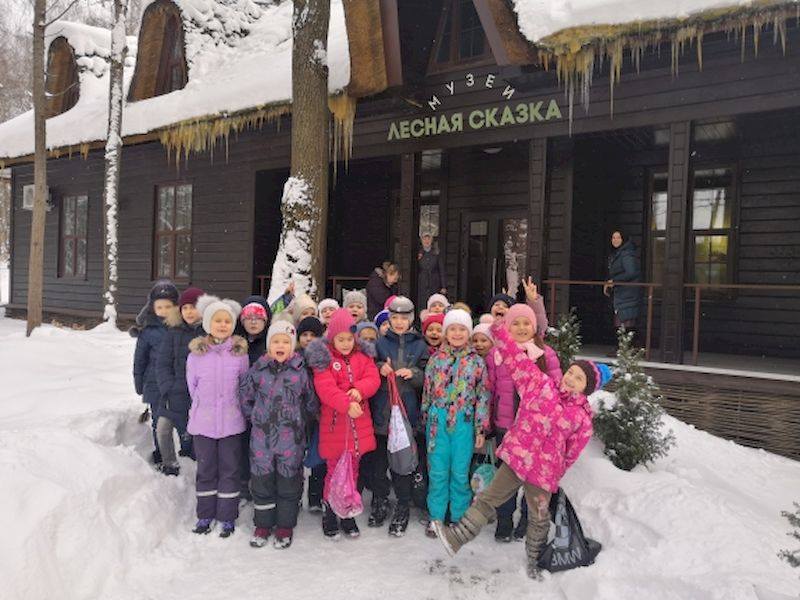 Первоклассники из поселения посетили музей леса