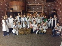 Школьники посетили комбинат по производству кваса 