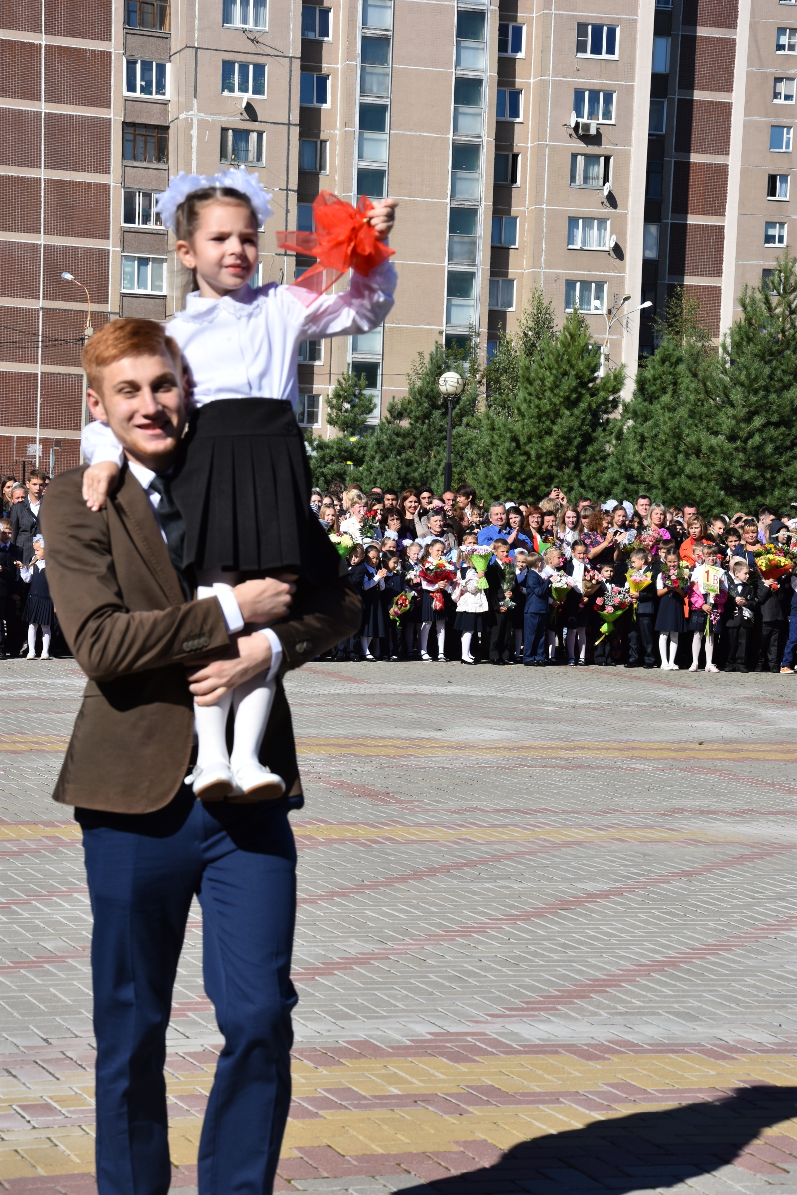 Традиционные торжественные мероприятия, посвященные началу учебного года прошли в поселении Рязановское 