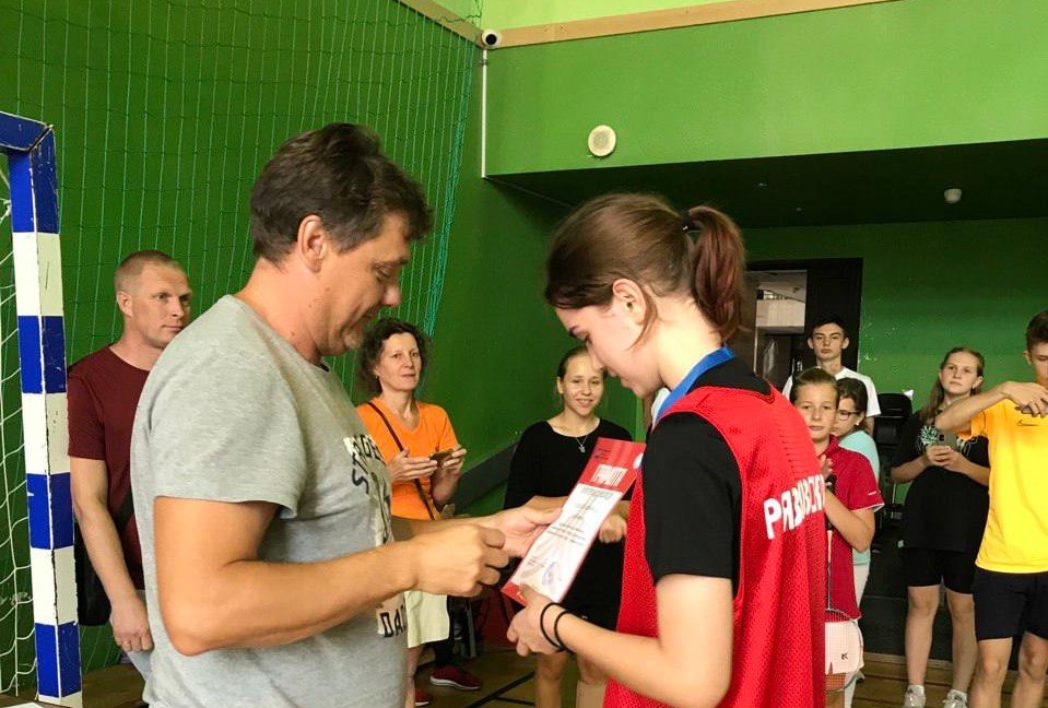 Спортсменка из Рязановского приняла участие в соревнованиях по бадминтону