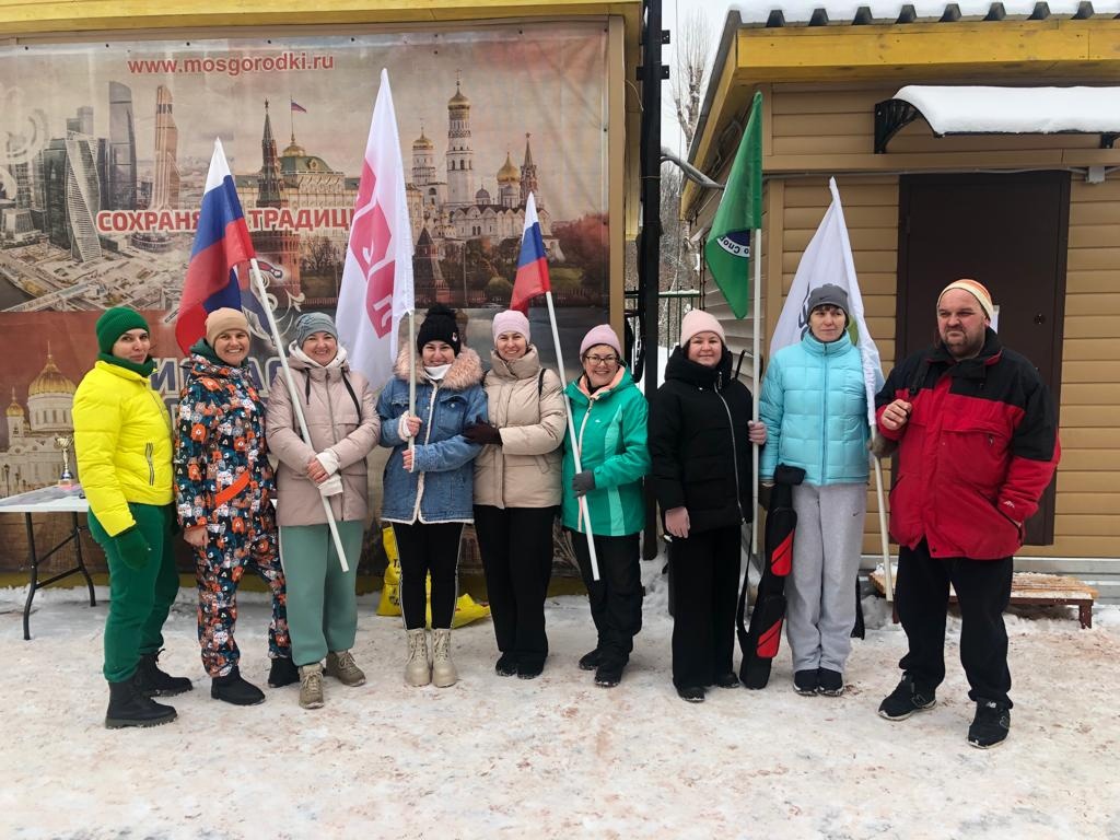 Ученики школы №2083 приняли участие в зимнем фестивале «Городки для всех»