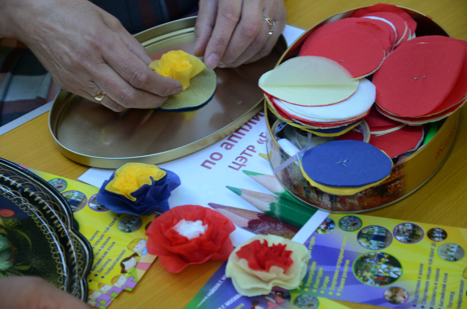 Мастер-класс по изготовлению цветов пройдет в Доме культуры «Десна»