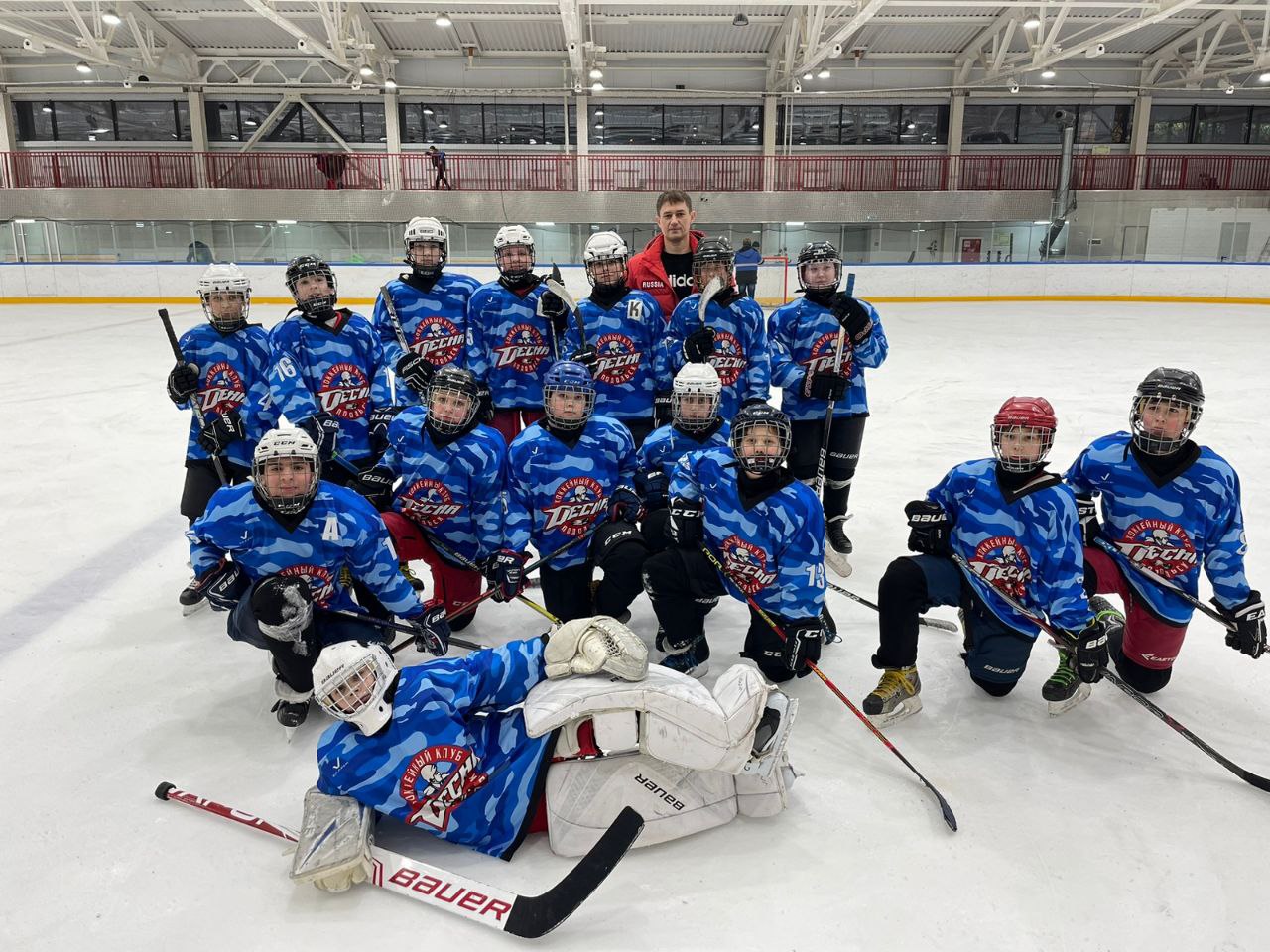 Юные хоккеисты из Рязановского приняли участие во втором матче турнира «Золотая шайба»
