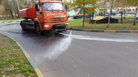В Рязановском помыли дороги