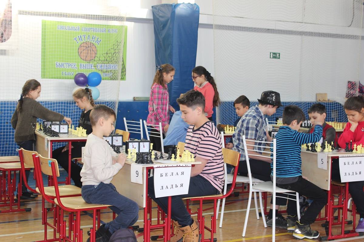 Ученики школы поселения заняли второе место на соревнованиях по шахматам 