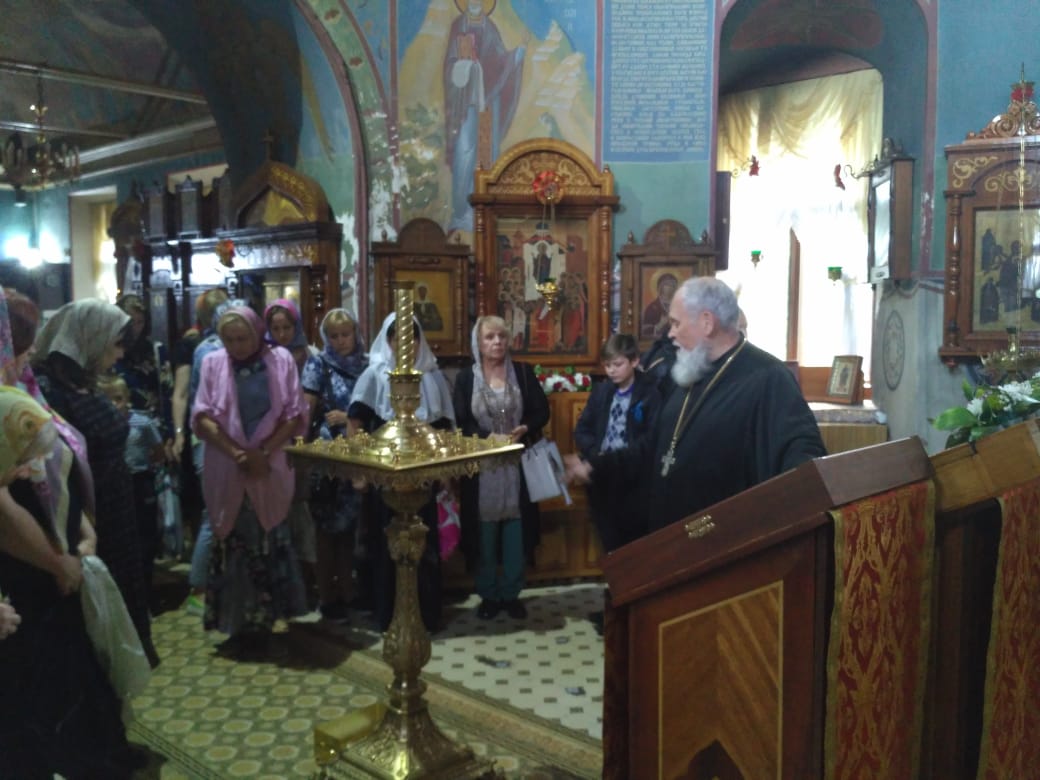 Педагоги и преподаватели столичных школ посетили храм в «Остафьево»