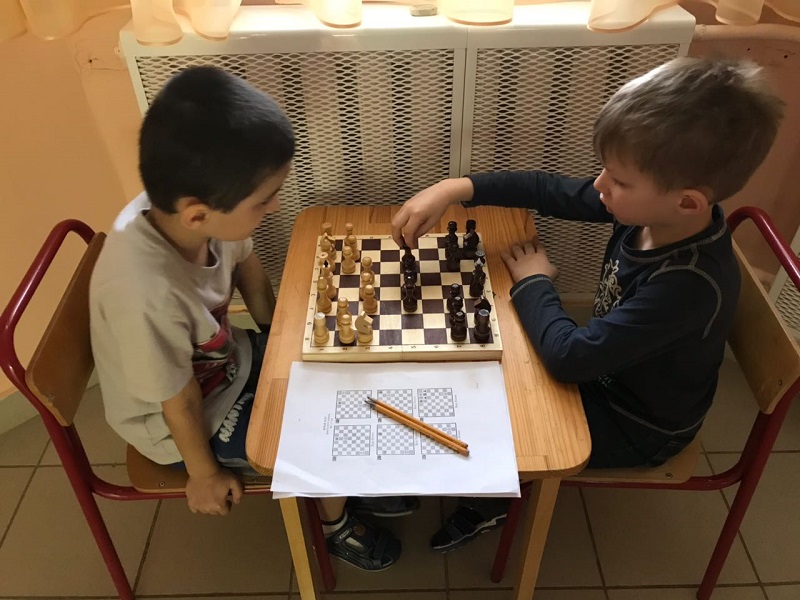 Шахматная школа открылась в селе Остафьево