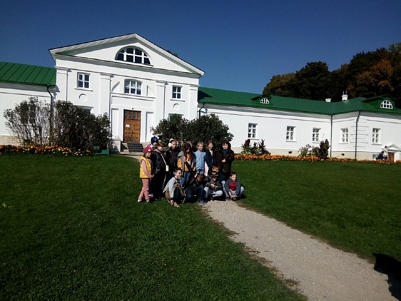 Ученики школы №2083 посетили Ясную Поляну