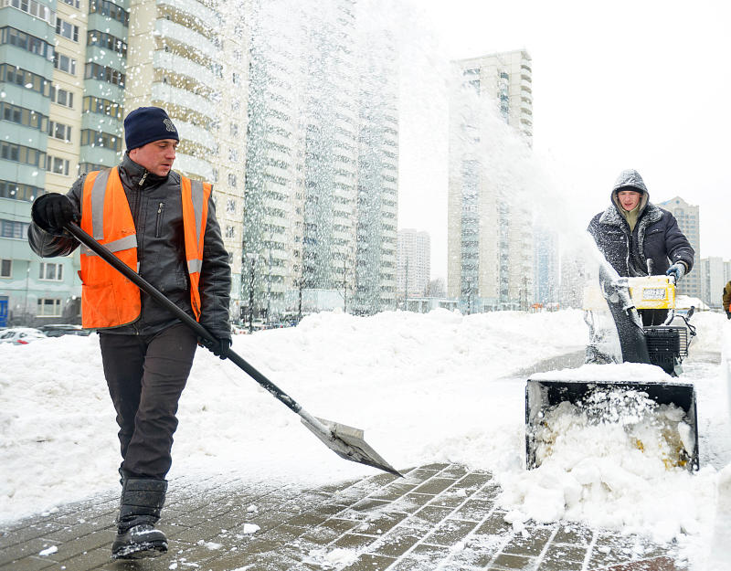 Безопасность жителей Новой Москвы обеспечат специалисты при сильном снегопаде