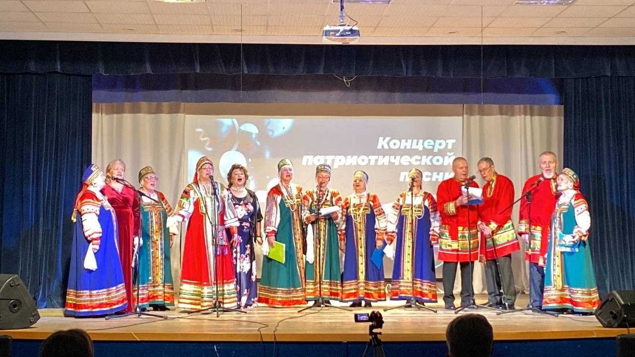 Концерт патриотической песни организовали в Доме культуры «Пересвет»
