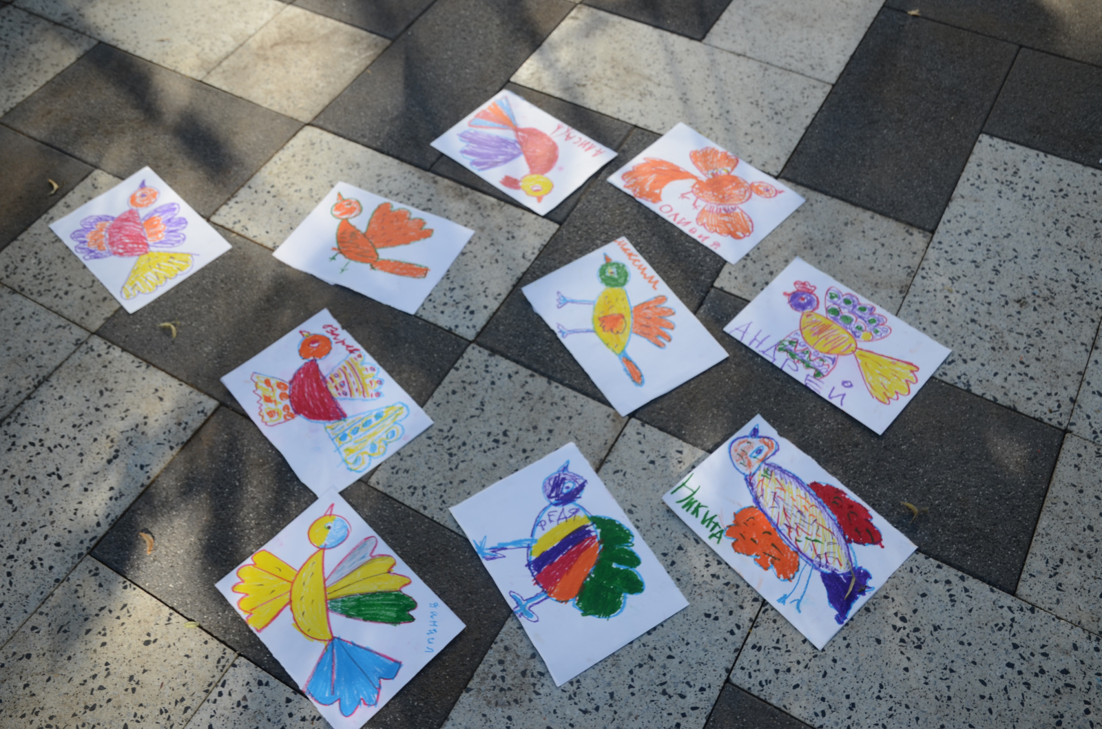 Выставку детских рисунков организуют в Доме культуры «Десна»