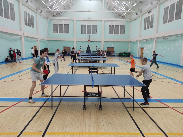Соревнования по настольному теннису провели в спортивном клубе «Десна»
